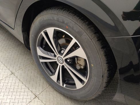 Used 2023 Nissan Sentra SV FWD image 31
