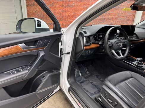 Used 2023 Audi Q5 2.0T Premium Plus image 9
