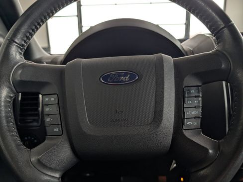 Used 2010 Ford Escape Limited image 19