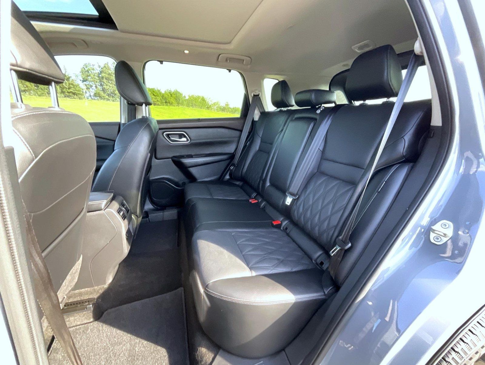 Used 2023 Nissan Rogue Platinum AWD/4WD image 18
