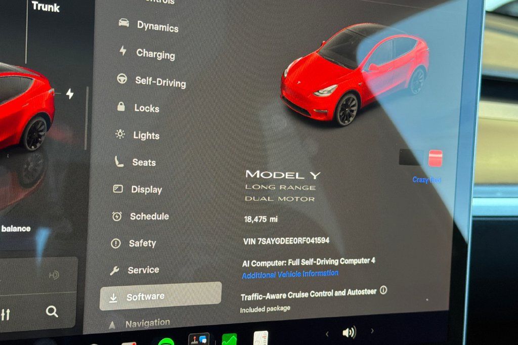 Used 2024 Tesla Model Y Long Range AWD/4WD image 23