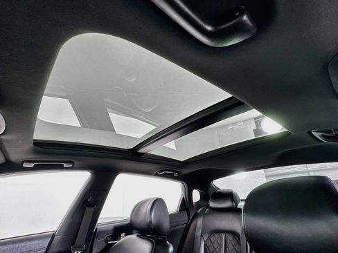 Used 2018 Kia Optima SX w/ Technology Package FWD image 14
