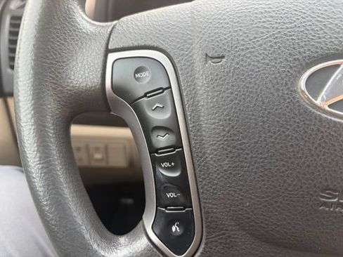 Used 2011 Hyundai Santa Fe GLS AWD/4WD image 32