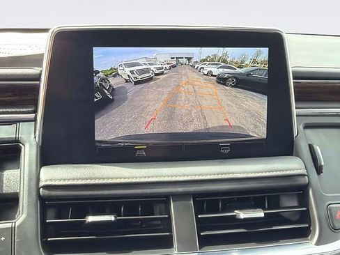 Used 2023 Chevrolet Tahoe Premier AWD/4WD image 34