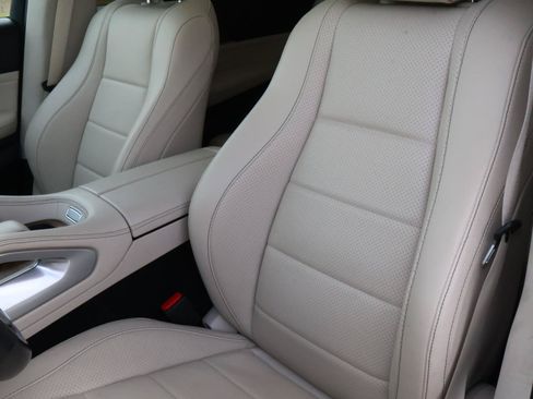 Used 2022 Mercedes-Benz GLE 350 w/ Premium Package image 14