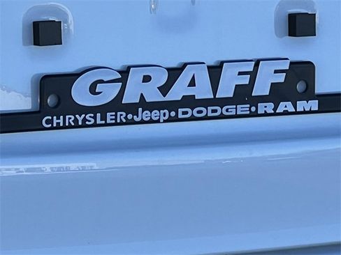 New 2025 Jeep Grand Cherokee Altitude image 47