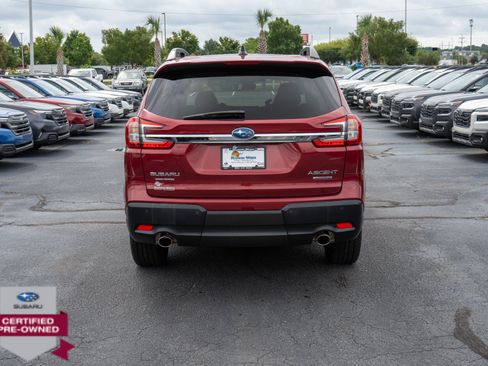 Used 2024 Subaru Ascent Limited AWD/4WD image 4