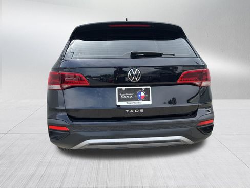 Used 2024 Volkswagen Taos S FWD image 7