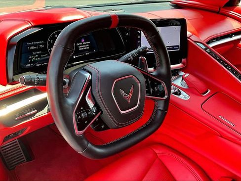 Used 2024 Chevrolet Corvette Stingray Premium Cpe w/ Battery Protection Package RWD image 18