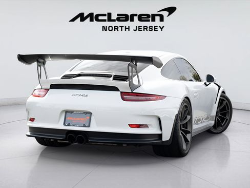 Used 2016 Porsche 911 GT3 RS RWD image 5