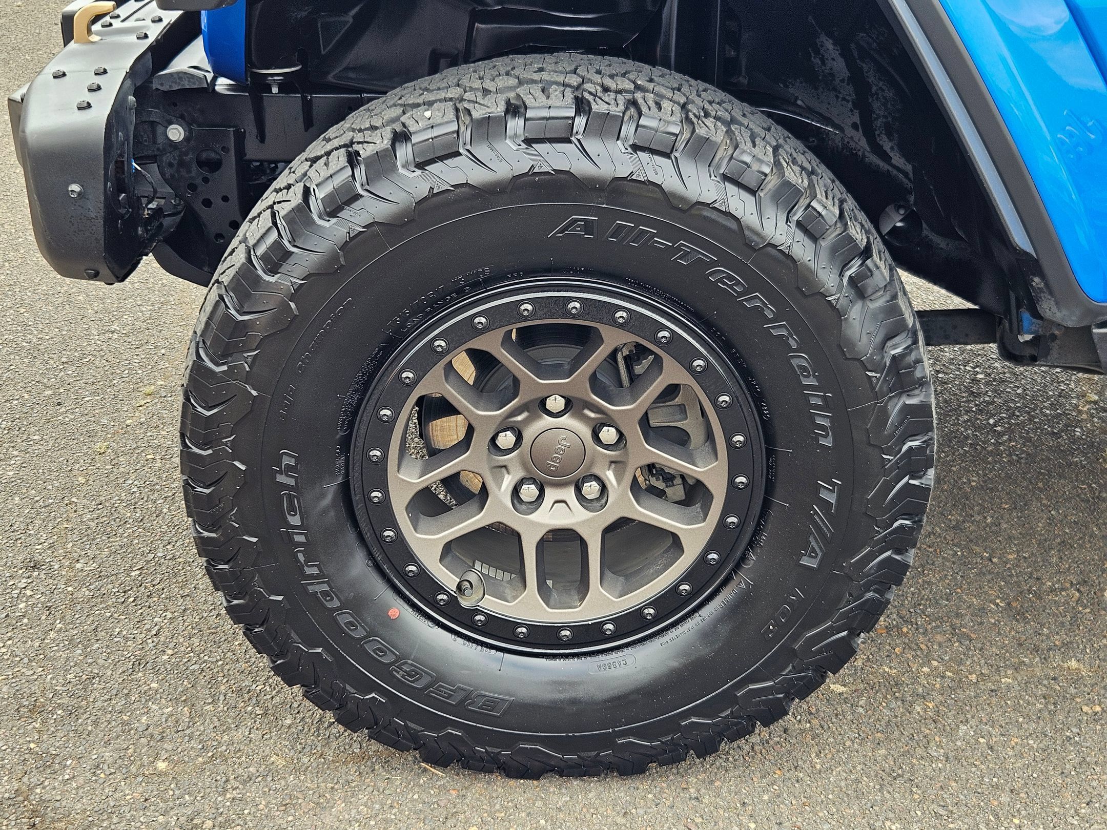 Used 2021 Jeep Wrangler Unlimited Rubicon w/ Xtreme Recon 35" Tire Package AWD/4WD image 35