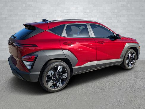 Used 2024 Hyundai Kona SEL image 5