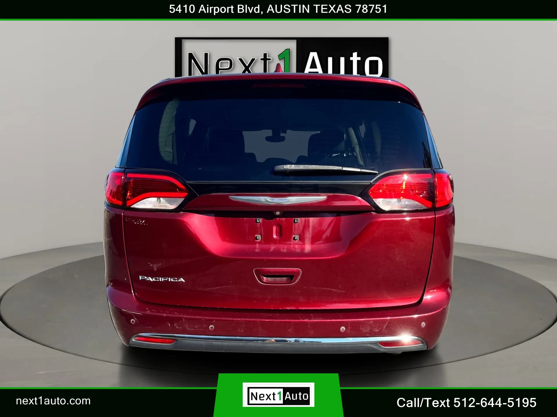 Used 2018 Chrysler Pacifica Touring-L Plus w/ Tire & Wheel Group FWD image 15