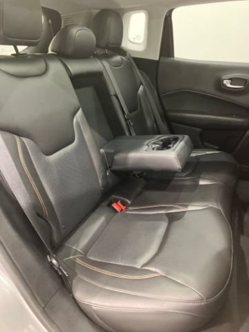 Used 2018 Jeep Compass Limited w/ Navigation Group AWD/4WD image 53