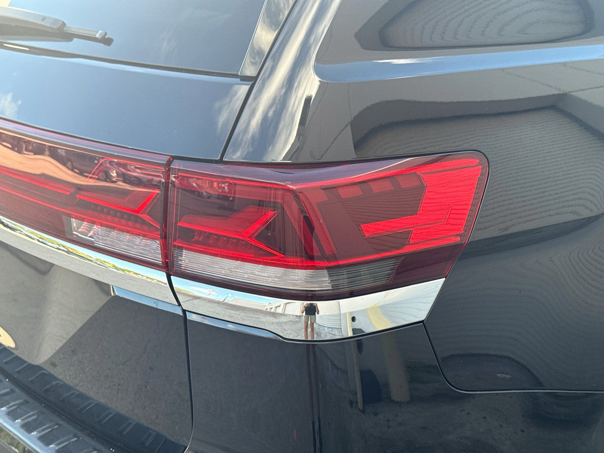 Certified 2024 Volkswagen Atlas SE FWD image 27