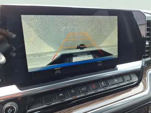 Certified 2025 Chevrolet Silverado 1500 LT AWD/4WD image 10