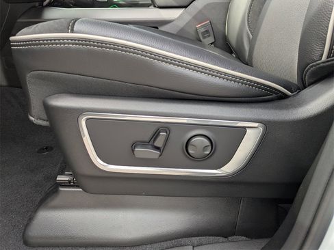 New 2026 RAM 1500 Laramie image 13