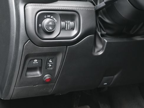 Used 2023 RAM 1500 Limited AWD/4WD image 23