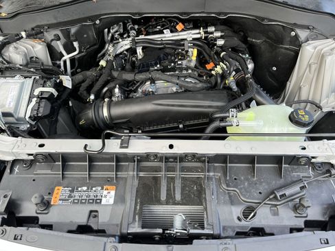 New 2025 Ford Explorer Active w/ Active Comfort Package image 29