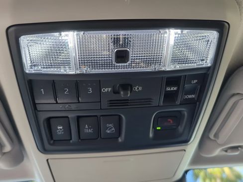 Used 2022 Toyota 4Runner SR5 Premium w/ Moonroof Package image 21