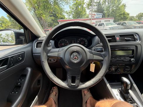 Used 2014 Volkswagen Jetta S FWD image 16