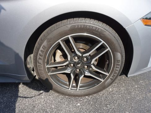 Used 2020 Ford Mustang Premium RWD image 26