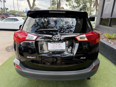 Used 2015 Toyota RAV4 XLE FWD image 5