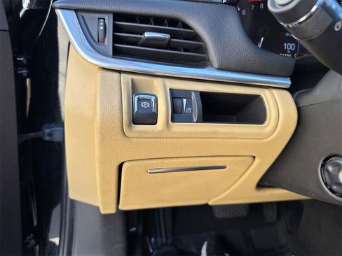 Used 2013 Cadillac XTS Luxury w/ Driver Awareness Package image 53