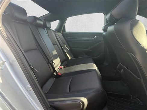 Used 2022 Honda Accord Sport image 16