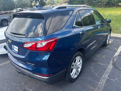 Used 2020 Chevrolet Equinox Premier FWD image 2