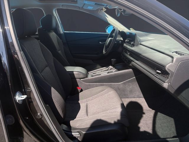 Used 2023 Honda Accord EX image 15