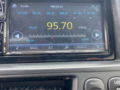 Used 2002 MAZDA Tribute ES image 10