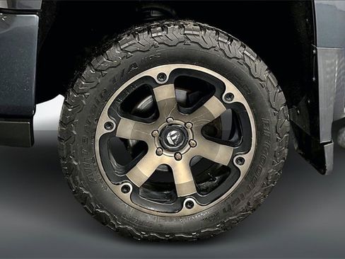 Used 2017 Chevrolet Silverado 1500 LTZ Z71 w/ LTZ Plus Package image 28