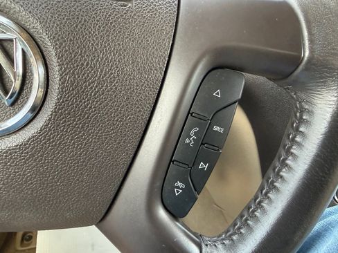 Used 2009 Buick Enclave CXL w/ Entertainment Package #3 image 19