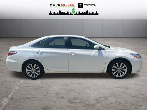 Used 2016 Toyota Camry XLE FWD image 7