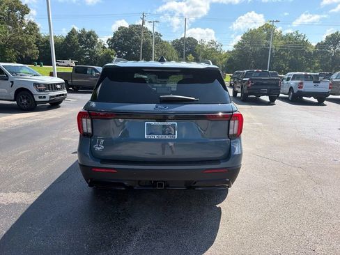 New 2026 Ford Explorer ST-Line w/ ST-Line Street Pack RWD image 4