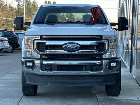 Used 2022 Ford F250 XLT w/ XLT Value Package image 8