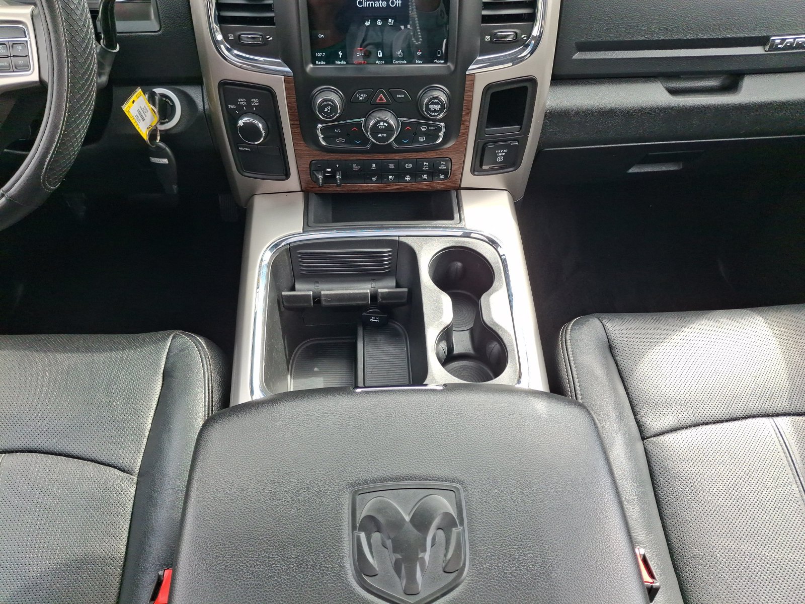 Used 2018 RAM 2500 Laramie w/ Convenience Group AWD/4WD image 14