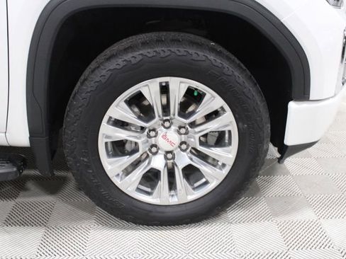 Used 2022 GMC Sierra 1500 Denali w/ Driver Alert Package II AWD/4WD image 47