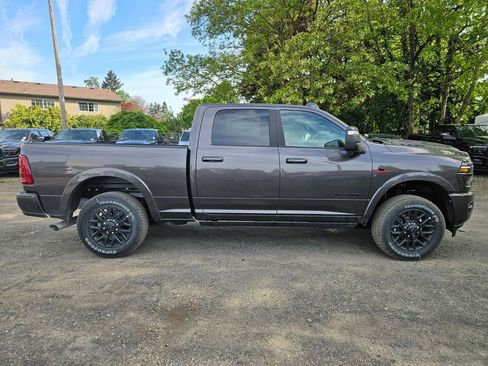 New 2026 RAM 2500 Limited AWD/4WD image 8