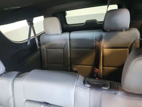 Used 2024 Chevrolet Suburban LT AWD/4WD image 13