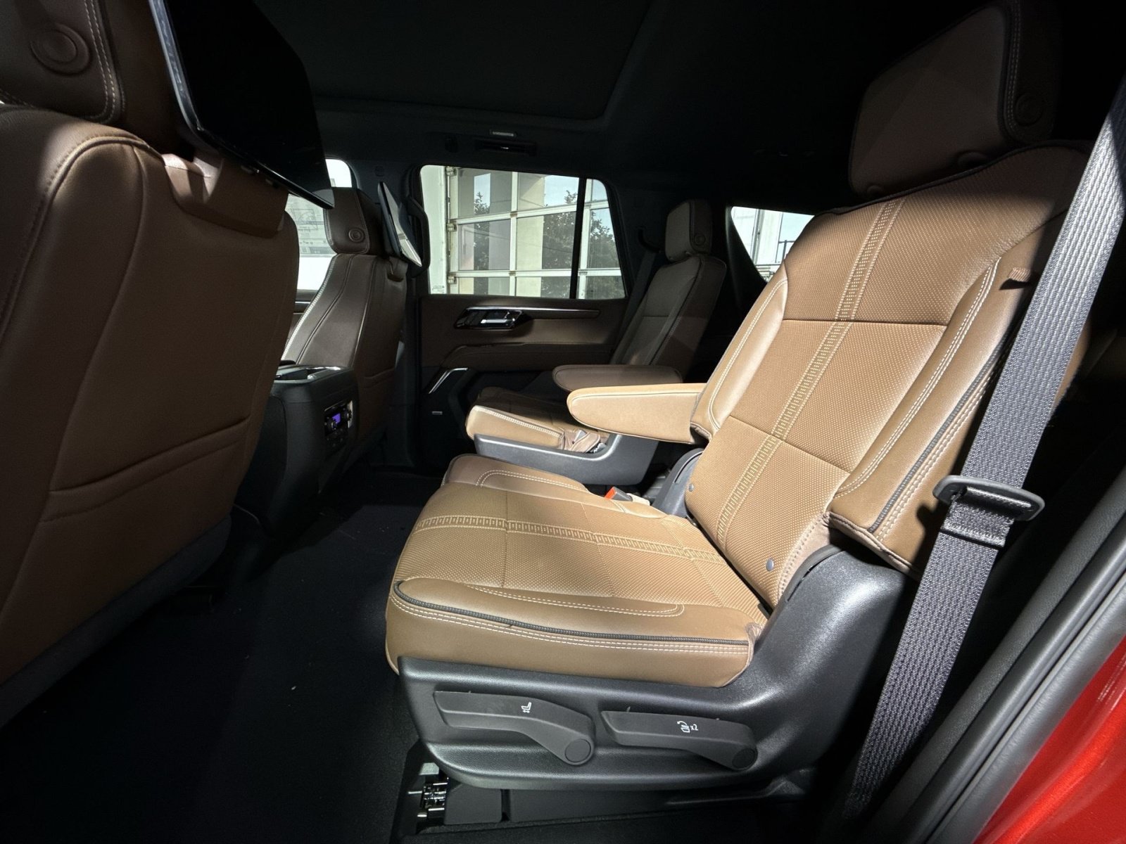 New 2026 Chevrolet Tahoe High Country AWD/4WD image 46