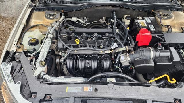 Used 2010 Ford Fusion SE FWD image 21