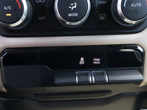 Used 2022 RAM 1500 Laramie image 38