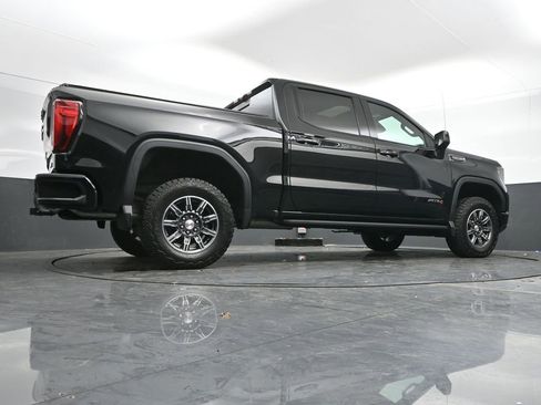 Used 2025 GMC Sierra 1500 AT4 w/ AT4 Premium Package image 46