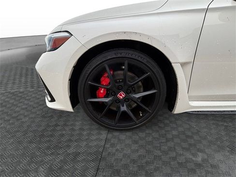 Used 2023 Honda Civic Type R image 13