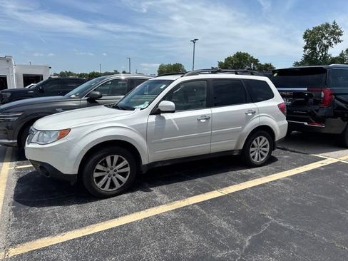 Used 2012 Subaru Forester 2.5X Premium w/ Popular Pkg 3 AWD/4WD image 1