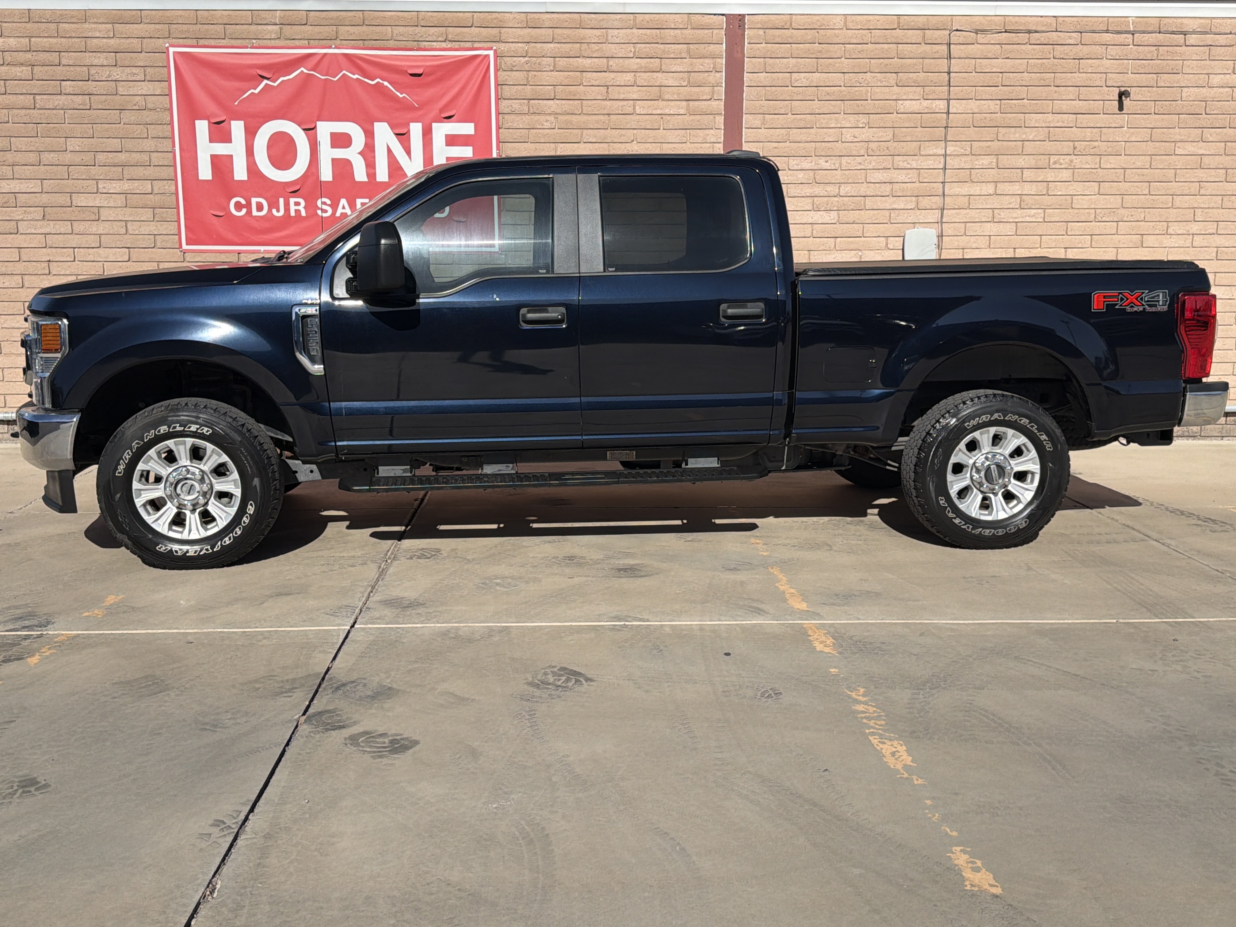 Used 2021 Ford F250 XL w/ STX Appearance Package AWD/4WD image 2