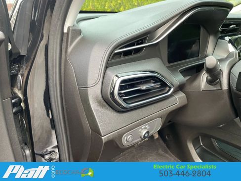 Used 2023 Chevrolet Bolt EUV Premier w/ Sun & Sound Package image 23