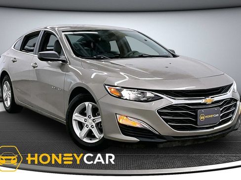Used 2022 Chevrolet Malibu LS w/ LPO, Convenience Package 2 FWD image 1